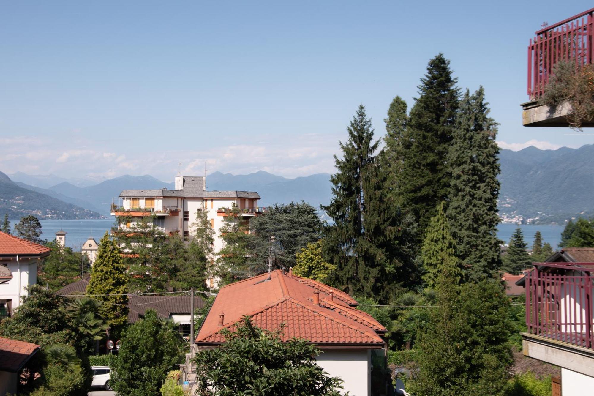 Marnhouse View Stresa